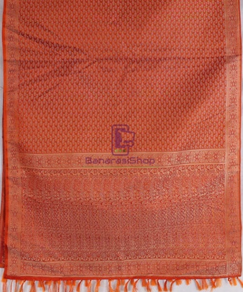 Handwoven Tanchoi Banarasi Silk Stole in Crimson 5