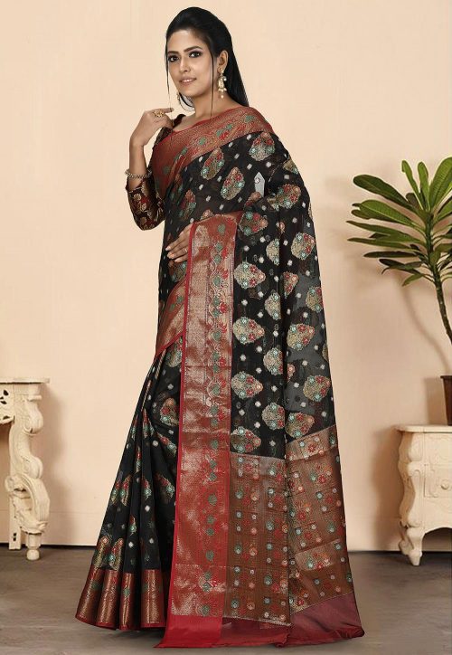 Woven Banarasi Kora Silk Saree in Black 5